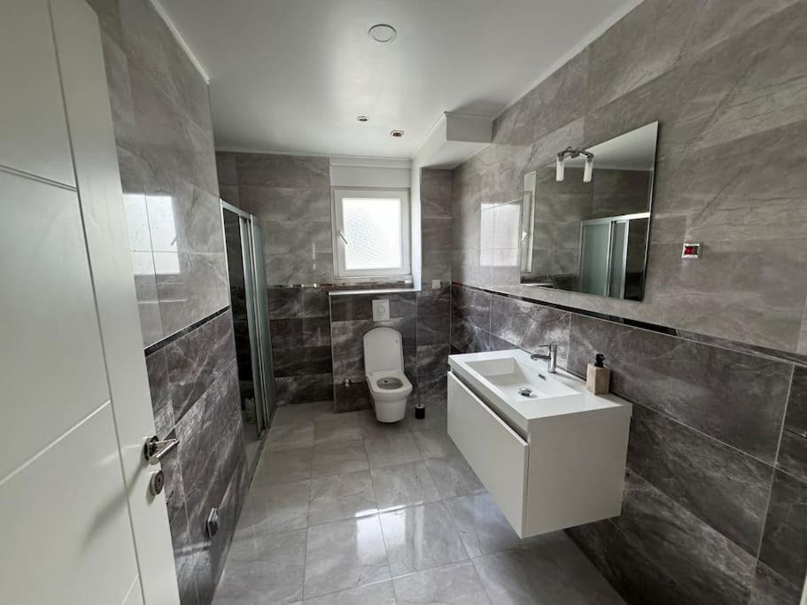 Instant Cosy Apartment สตราสบูร์ก ภายนอก รูปภาพ