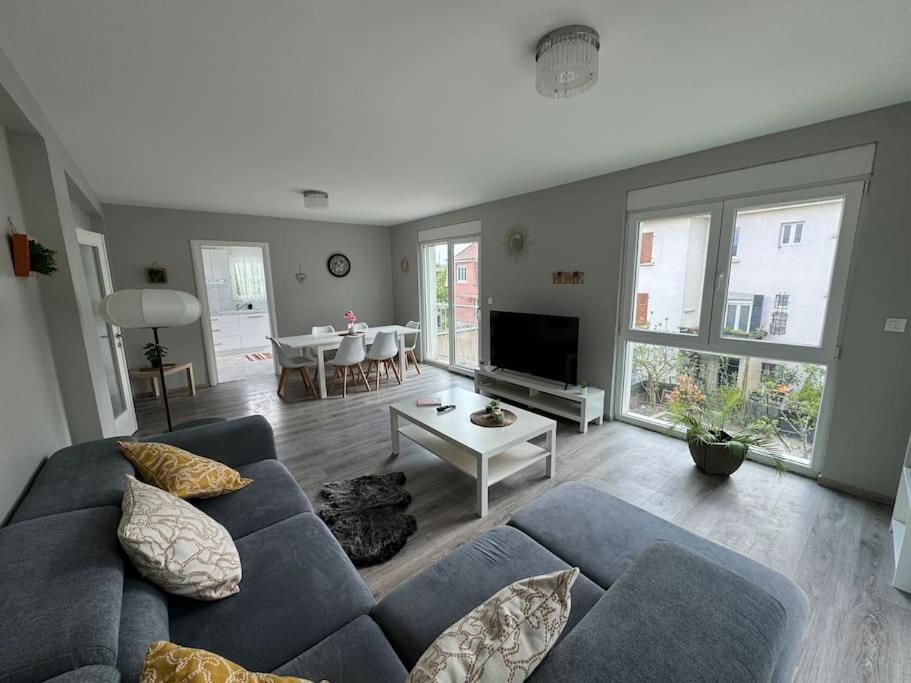 Instant Cosy Apartment สตราสบูร์ก ภายนอก รูปภาพ